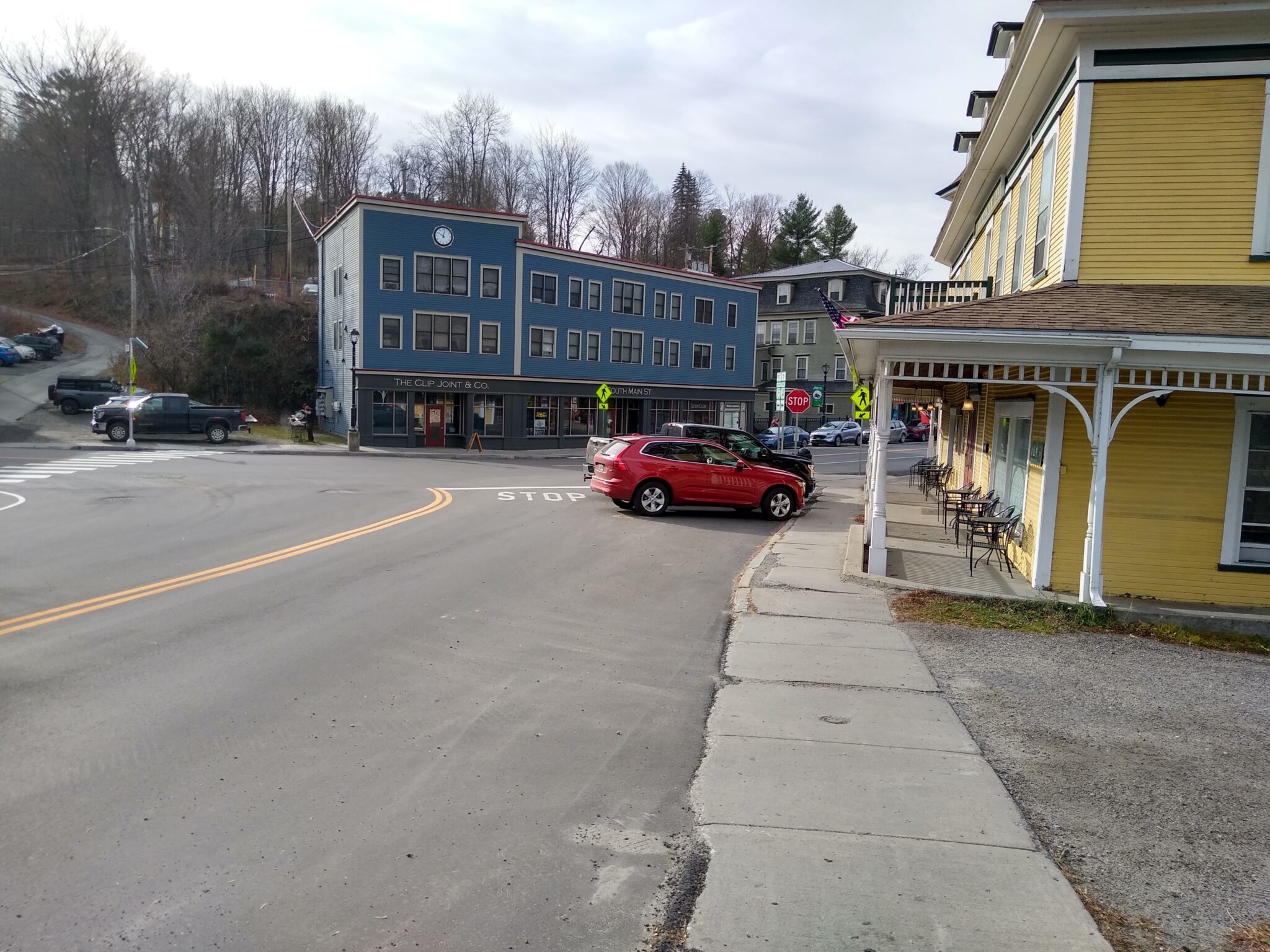 Hardwick Inn parking Hardwick, Vermont